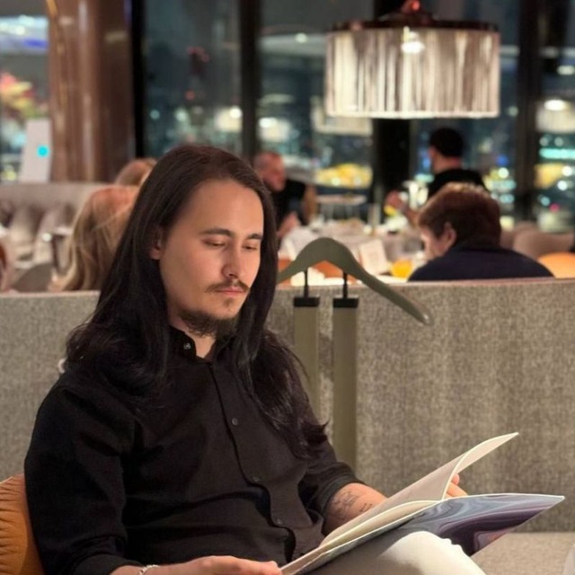 Ilya Azin avatar